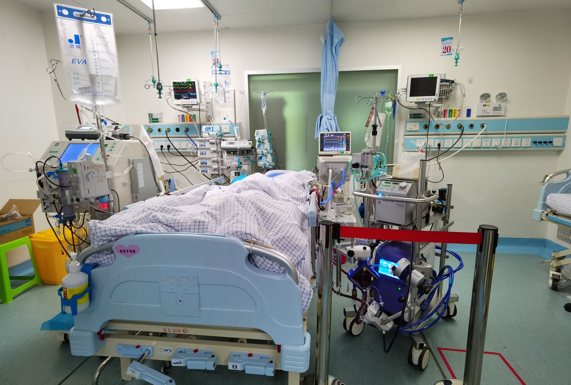 近40个日夜坚守，南溪山医院成功抢救一名急性重症胰腺炎患者