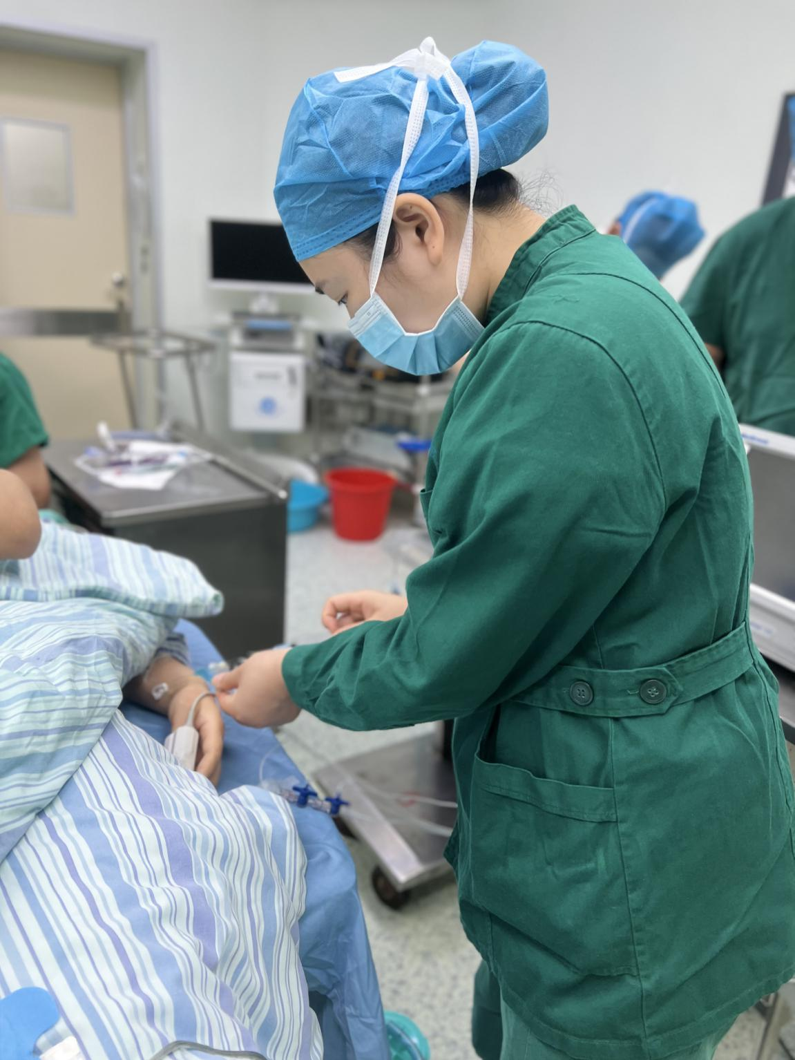 【5•12护士节】护士的细心、耐心、责任心_病人
