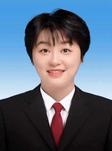 杨琼